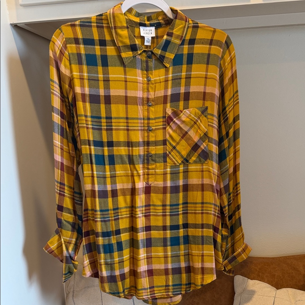 Versona Mustard and Navy Plaid Button-Down Shirt